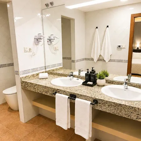 Hospederia La Serrana Hotel 4*